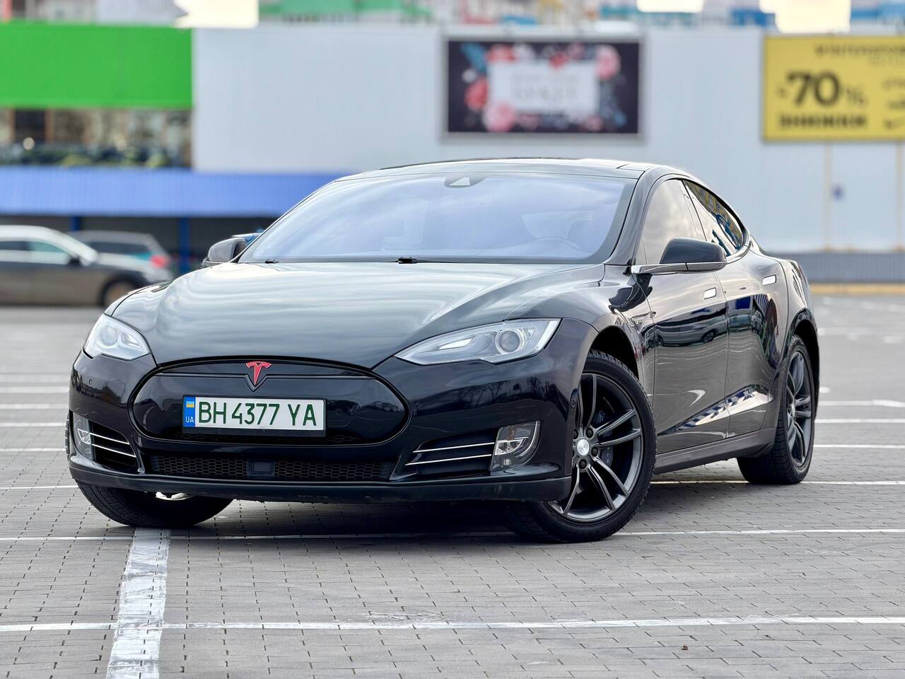 Срочная продажа авто Tesla Model S фото 1