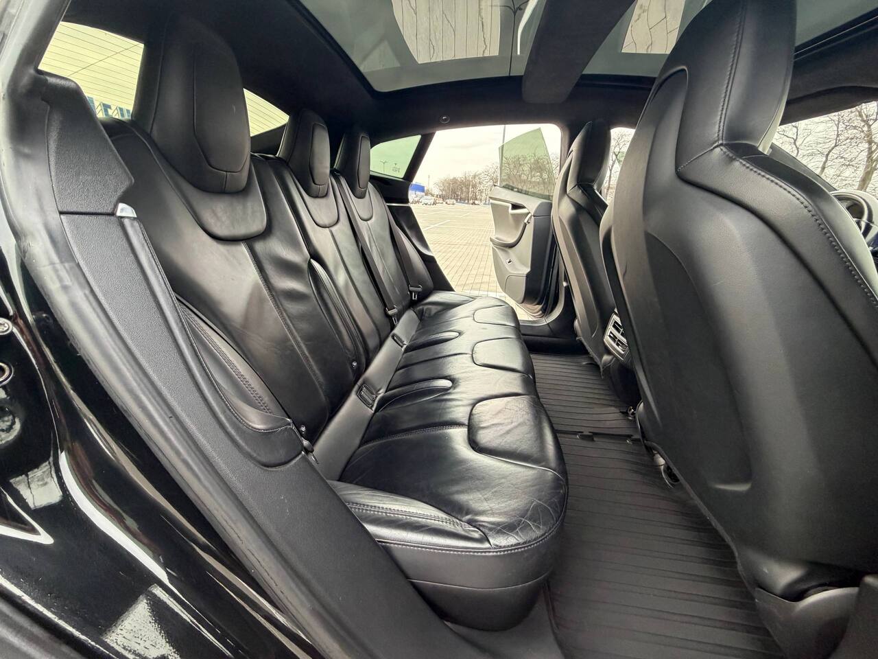 Срочная продажа авто Tesla Model S фото 2