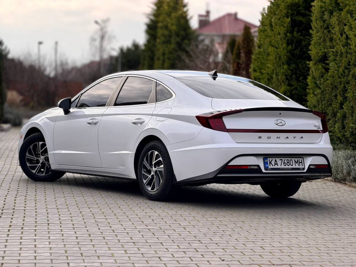 Срочная продажа авто Hyundai Sonata фото 5