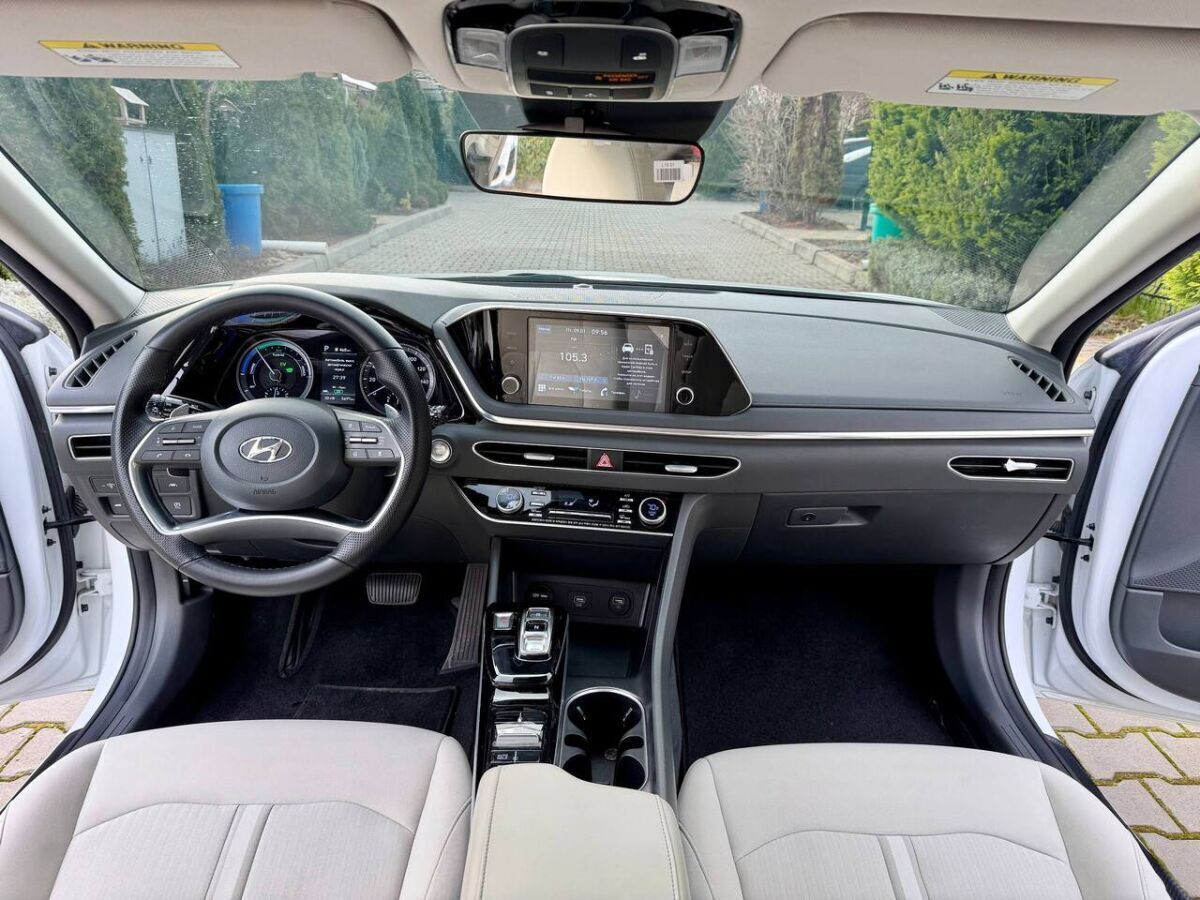 Срочная продажа авто Hyundai Sonata фото 2