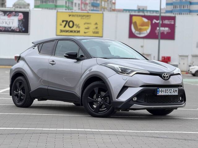 Срочная продажа авто Toyota C-HR фото 6