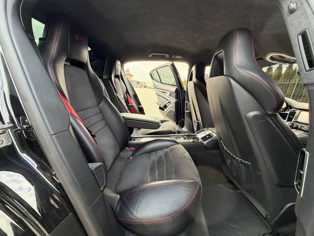 Срочная продажа авто Porsche Panamera GTS фото 2