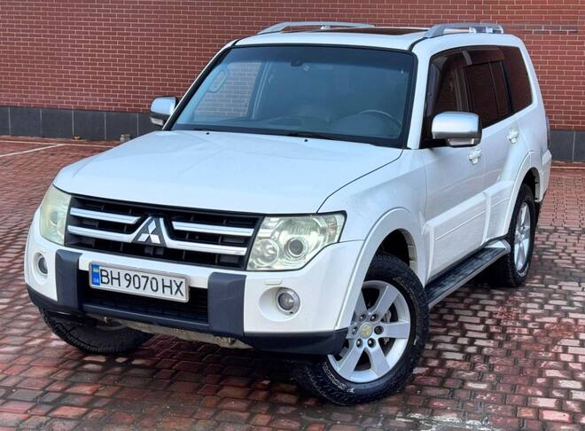 Срочная продажа авто Mitsubishi Pajero фото 6