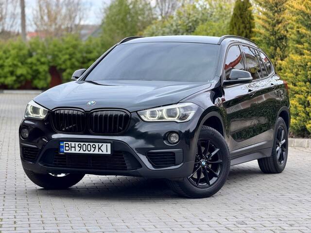 Срочная продажа авто BMW X1 фото 1