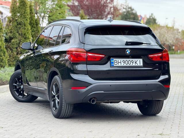 Срочная продажа авто BMW X1 фото 4
