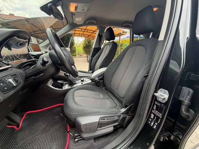 Срочная продажа авто BMW X1 фото 2