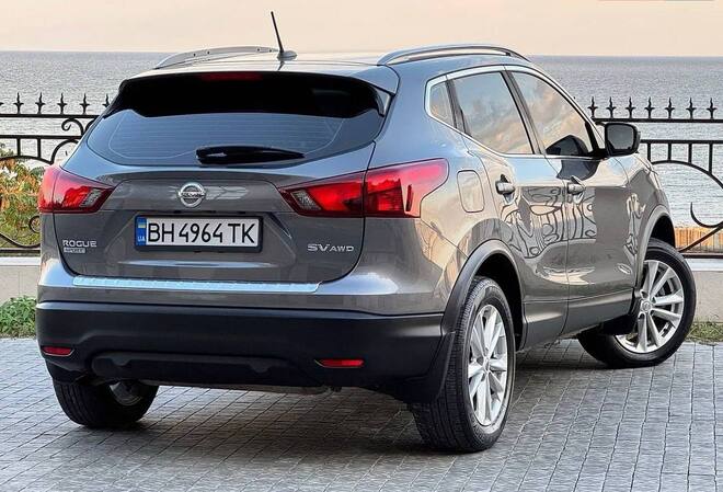 Срочная продажа авто Nissan Rogue Sport фото 7