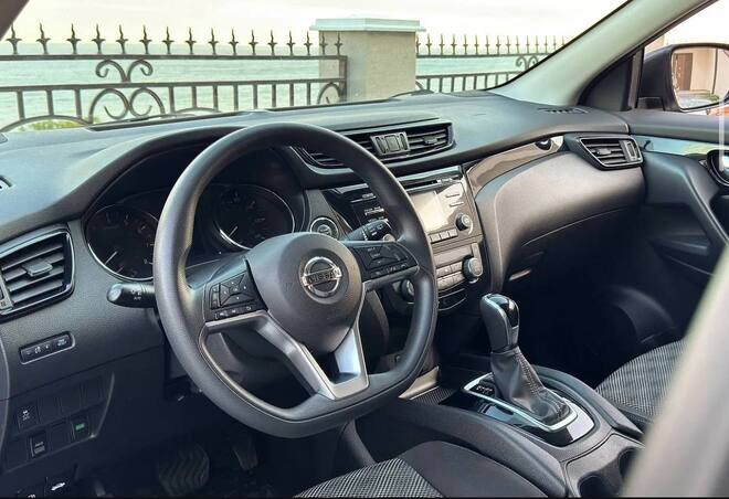 Срочная продажа авто Nissan Rogue Sport фото 4
