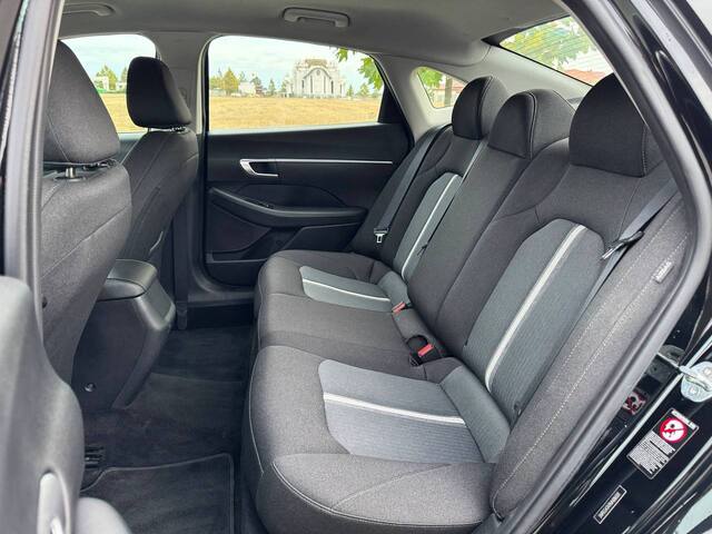 Срочная продажа авто Hyundai Sonata фото 4
