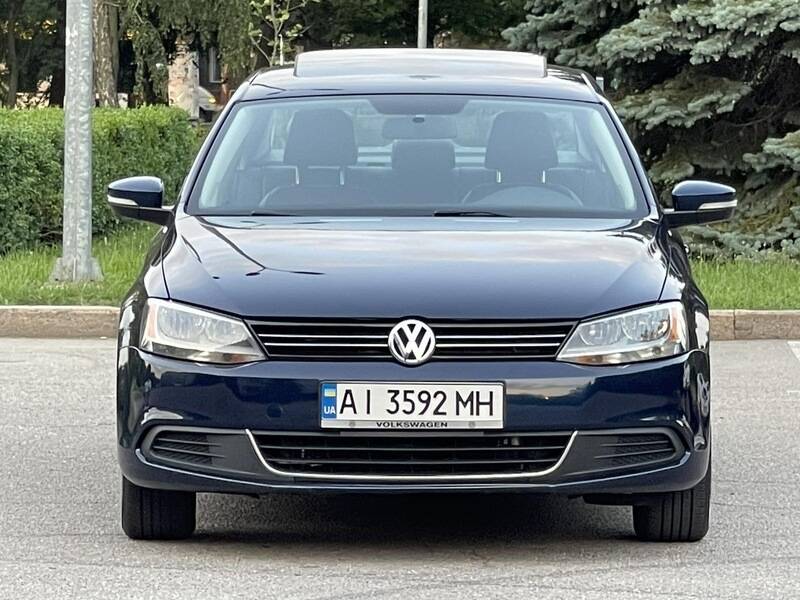 Срочная продажа авто Volkswagen Jetta фото 5