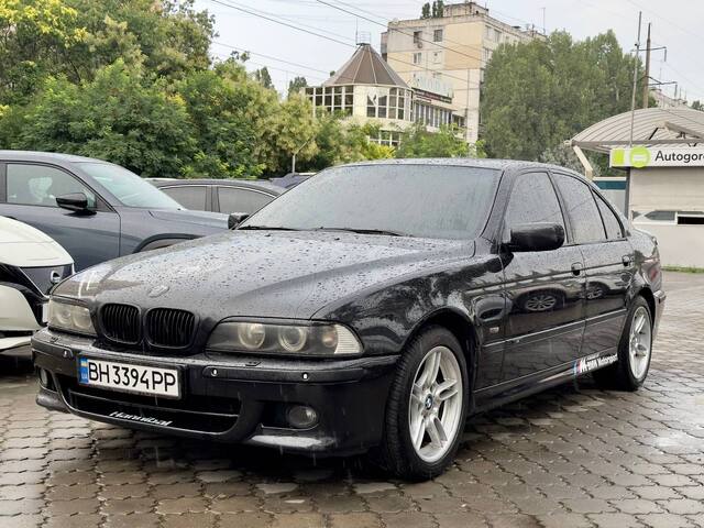 Срочная продажа авто BMW 530I фото 7