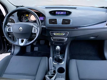 Срочная продажа авто Renault Megane фото 6