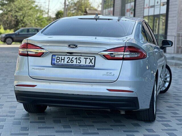 Срочная продажа авто Ford Fusion фото 7