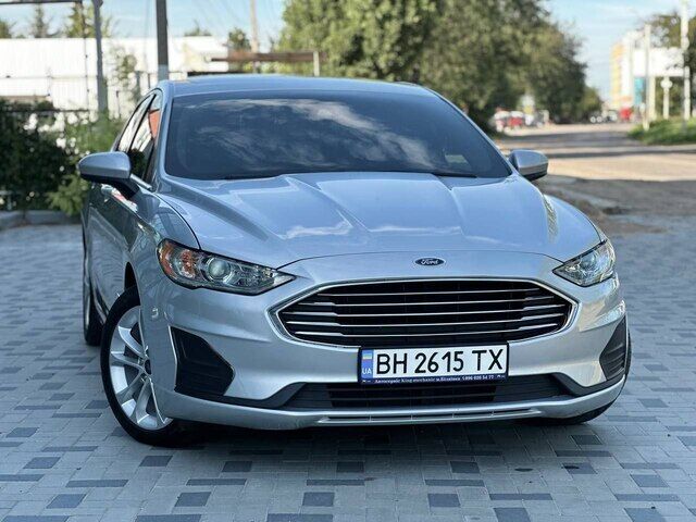 Срочная продажа авто Ford Fusion фото 3