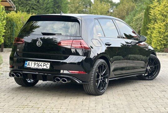 Срочная продажа авто  Volkswagen Golf R фото 10