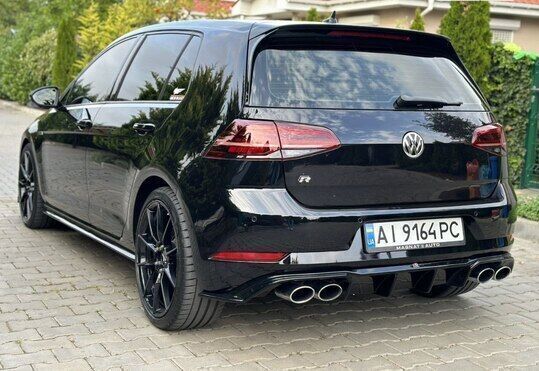 Срочная продажа авто  Volkswagen Golf R фото 9