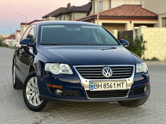 Срочная продажа авто Volkswagen Passat В6 фото 4