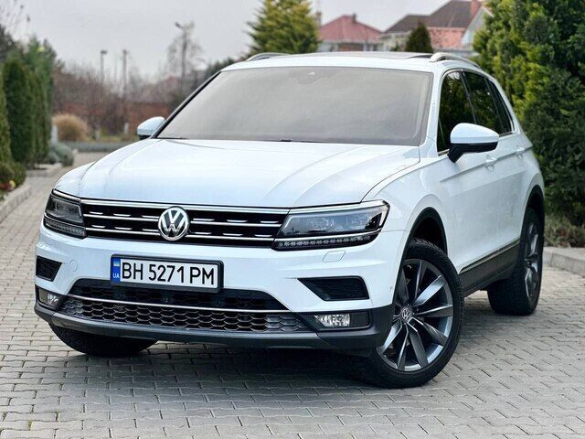 Срочная продажа авто Volkswagen Tiguan фото 1