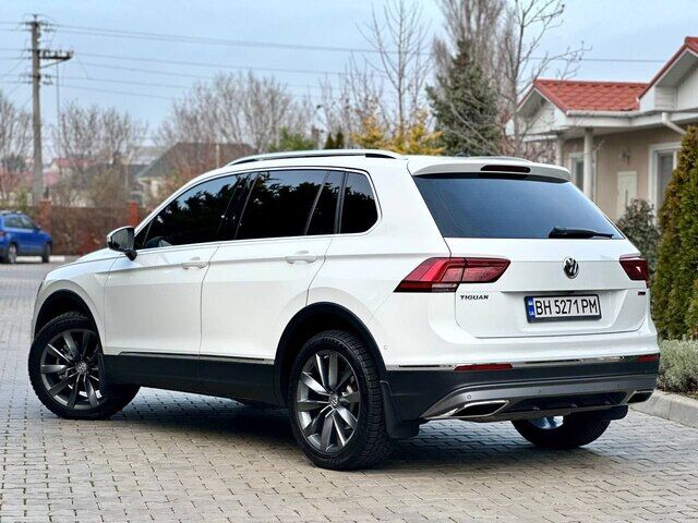 Срочная продажа авто Volkswagen Tiguan фото 5