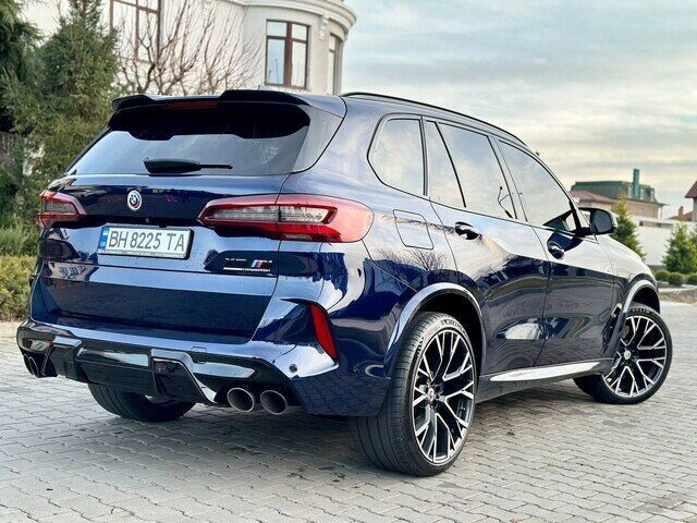 Срочная продажа авто BMW X5M Competition фото 6