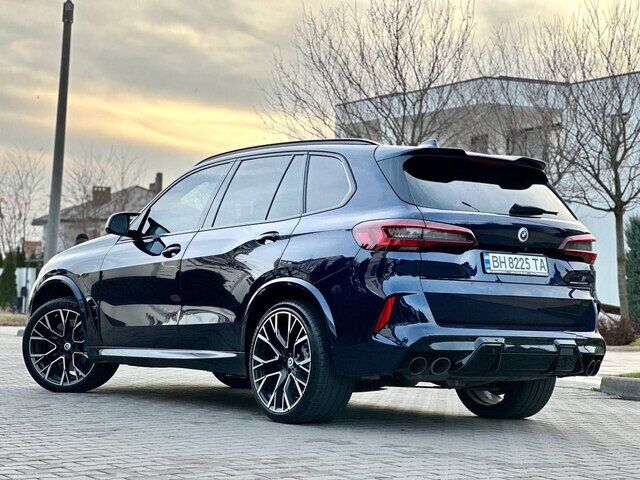 Срочная продажа авто BMW X5M Competition фото 3