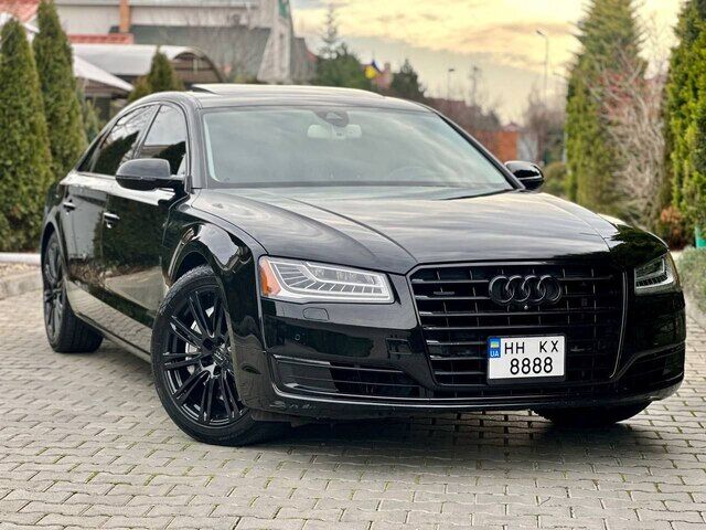 Срочная продажа авто Audi A8 фото 1