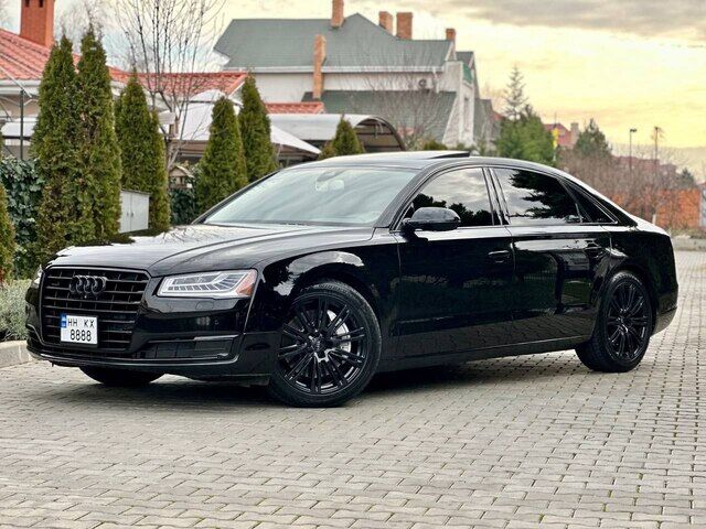 Срочная продажа авто Audi A8 фото 6