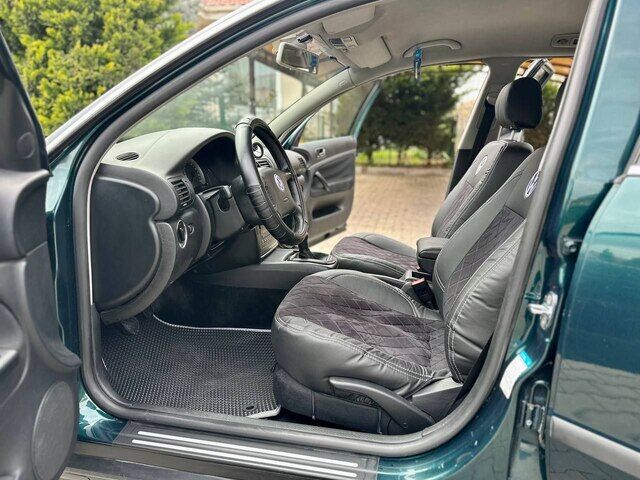 Срочная продажа авто Volkswagen Passat фото 4