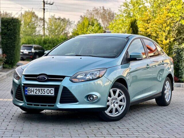 Срочная продажа авто Ford Focus фото 6