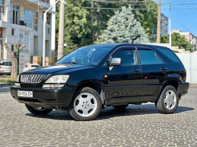 Срочная продажа авто Lexus RX 300 фото 1