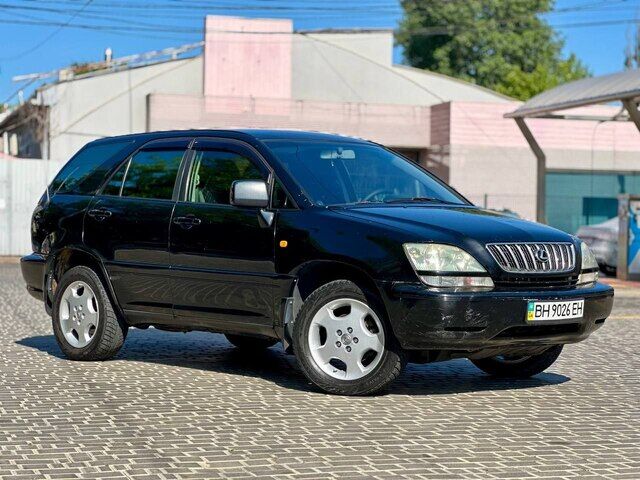Срочная продажа авто Lexus RX 300 фото 6