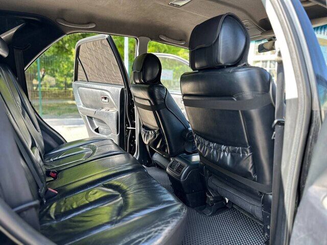 Срочная продажа авто Lexus RX 300 фото 5