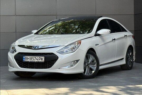 Срочная продажа авто Hyundai Sonata фото 6