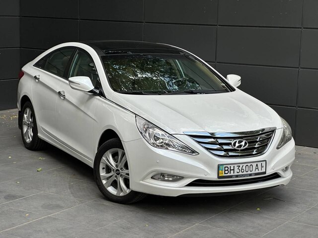 Срочная продажа авто Hyundai Sonata фото 1