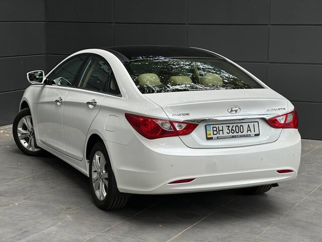 Срочная продажа авто Hyundai Sonata фото 7