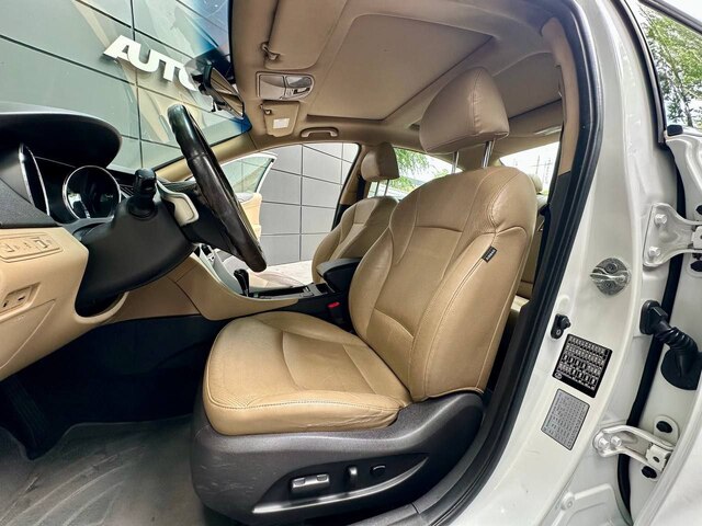 Срочная продажа авто Hyundai Sonata фото 2