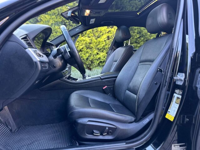 Срочная продажа авто BMW 5 Series фото 5