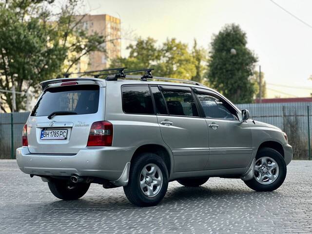 Срочная продажа авто Toyota Highlander фото 6