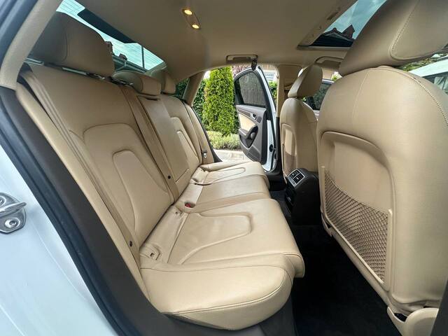 Срочная продажа авто Audi A4 фото 5