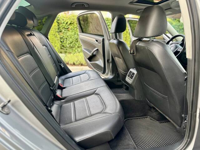Срочная продажа авто Volkswagen Passat фото 4
