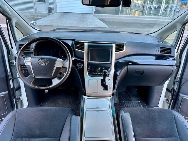 Срочная продажа авто Toyota Vellfire фото 4
