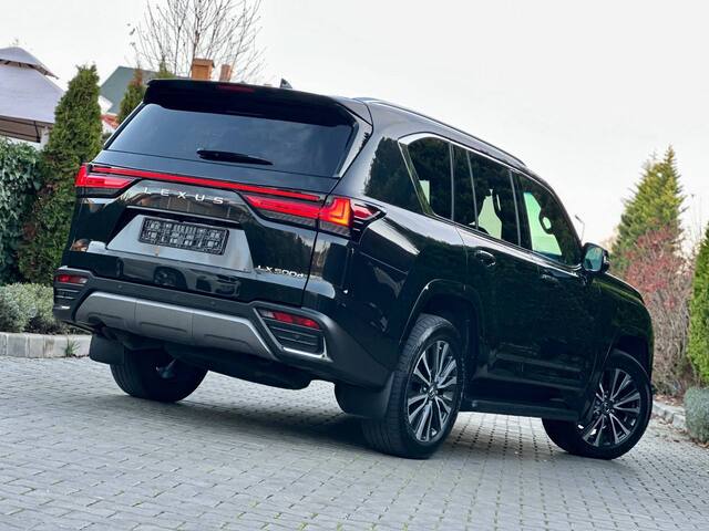 Срочная продажа авто Lexus LX500d фото 3