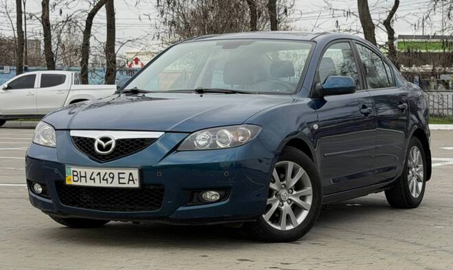 Срочная продажа авто Mazda 3 фото 1