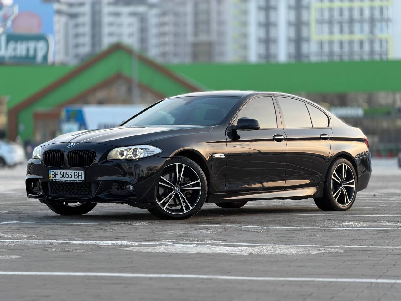 Срочная продажа авто BMW 5 Series фото 5