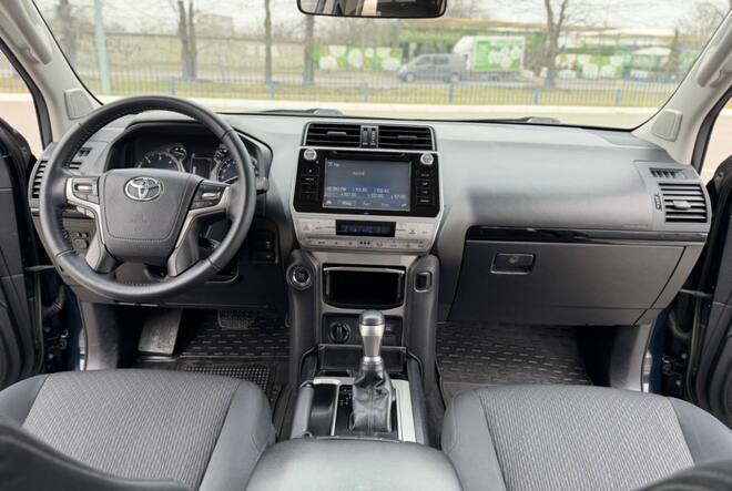 Срочная продажа авто Toyota Land Cruiser Prado  фото 3