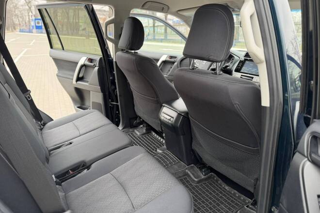 Срочная продажа авто Toyota Land Cruiser Prado  фото 2