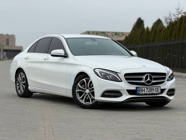 Срочная продажа авто Mercedes-Benz C-Class фото 5