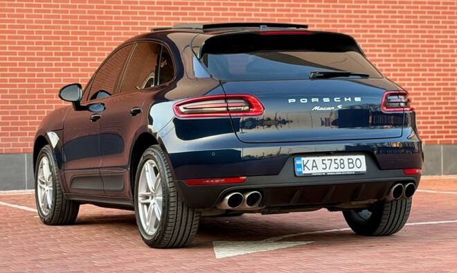 Срочная продажа авто Porsche Macan фото 2