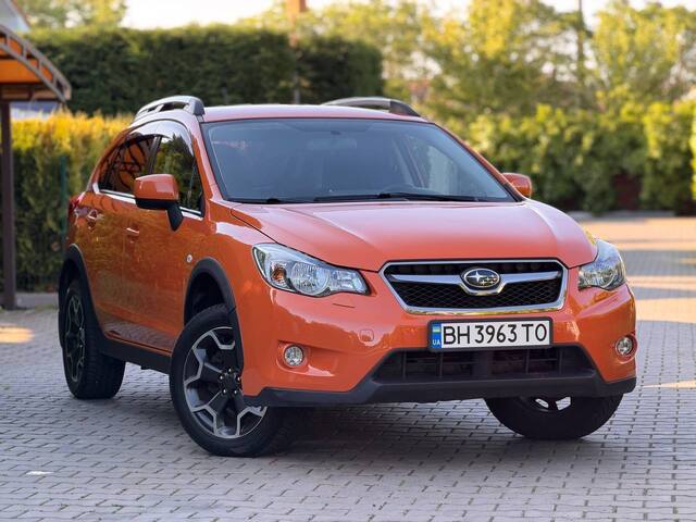 Срочная продажа авто Subaru XV фото 2