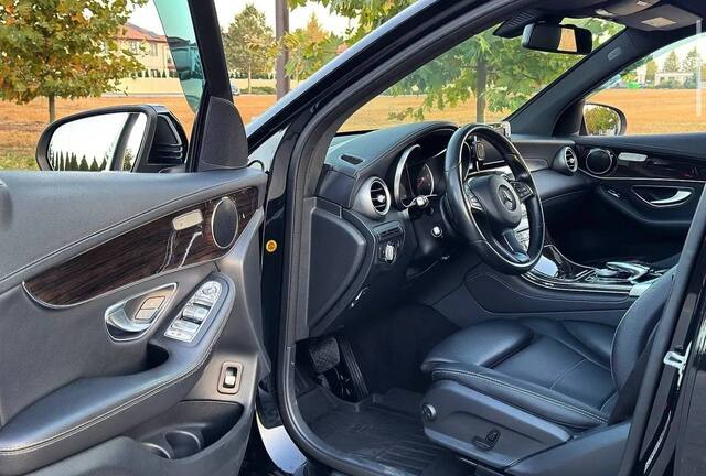 Срочная продажа авто Mercedes-Benz GLС-Class фото 2
